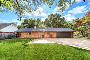202 Diane Dr, Sanger, TX 76266 - Photo 16