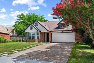 3253 Beavers Bend Trail, Grand Prairie, TX 75052 - Photo 2