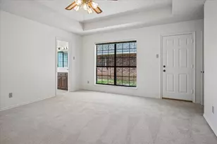 1902 Buffalo Bend Dr, Lewisville, TX 75067 - Photo 14
