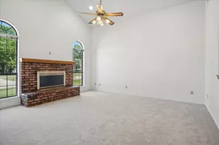 1902 Buffalo Bend Dr, Lewisville, TX 75067 - Photo 12