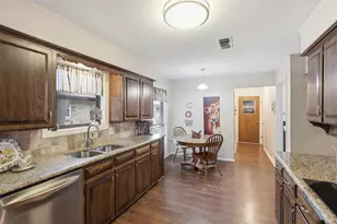 2308 Briarwood Blvd, Arlington, TX 76013 - Photo 18