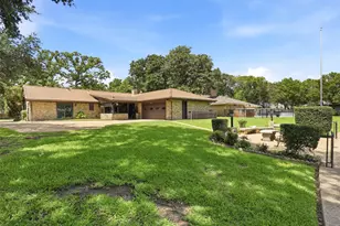 2308 Briarwood Blvd, Arlington, TX 76013 - Photo 36
