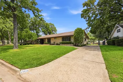 2308 Briarwood Boulevard, Arlington, TX 76013 - Photo 2