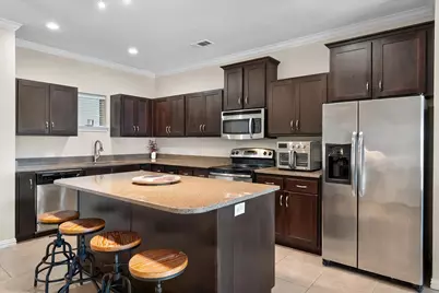 9900 Northshore Boulevard #3304, Corsicana, TX 75109 - Photo 4