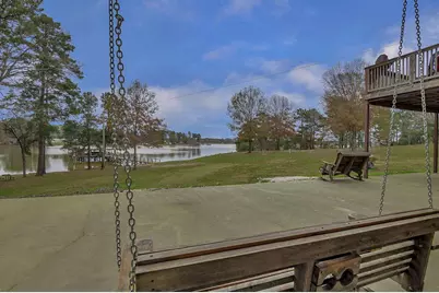 111 Cypress Bay Drive, Milam, TX 75959 - Photo 16