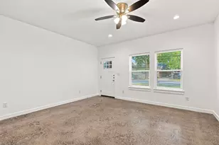 104 E Forest Ave, Sherman, TX 75090 - Photo 8