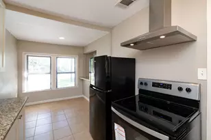207 Hackberry St, Terrell, TX 75160 - Photo 8