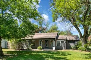 207 Hackberry St, Terrell, TX 75160 - Photo 1