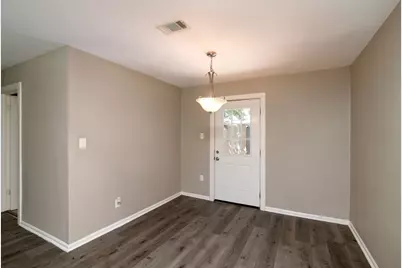 207 Hackberry Street, Terrell, TX 75160 - Photo 6