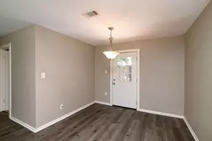207 Hackberry St, Terrell, TX 75160 - Photo 6