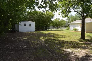 3321 Eastland Ave, Greenville, TX 75402 - Photo 32