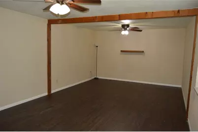 3321 Eastland Avenue, Greenville, TX 75402 - Photo 4