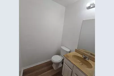 1400 Darr Street #B, Irving, TX 75061 - Photo 10