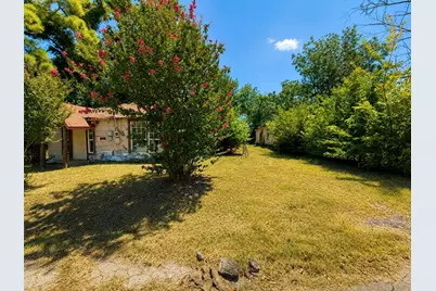 921 S Medora Street, Terrell, TX 75160 - Photo 14