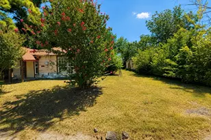 921 S Medora St, Terrell, TX 75160 - Photo 14