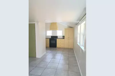 708 S Willomet Avenue, Dallas, TX 75208 - Photo 6