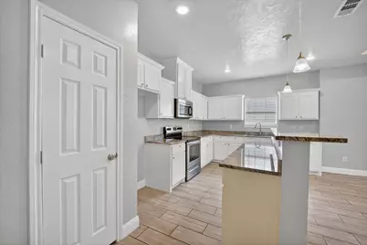 4404 Harris Street, Greenville, TX 75401 - Photo 8