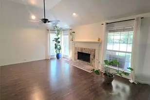207 Julian Dr, Rockwall, TX 75087 - Photo 4