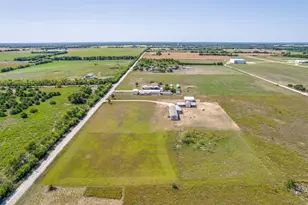 408 Co Rd 4415, Whitewright, TX 75491 - Photo 2