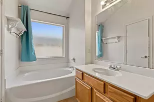 616 Mustang Ct, Little Elm, TX 75068 - Photo 22