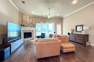 2313 Chadwick Ln, Garland, TX 75044 - Photo 8
