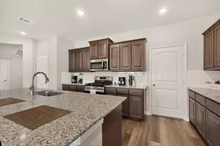 3531 Columbus St, Gainesville, TX 76240 - Photo 10