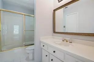 9 Country Lake Dr, Carrollton, TX 75006 - Photo 18