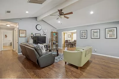 2006 E Branch Hollow Drive, Carrollton, TX 75007 - Photo 6
