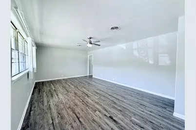 401 W Lamberth Road, Sherman, TX 75092 - Photo 2