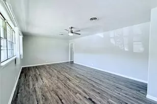 401 W Lamberth Rd, Sherman, TX 75092 - Photo 2