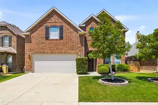 921 Viburnum Dr, Fort Worth, TX 76131 - Photo 2