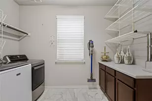 921 Viburnum Dr, Fort Worth, TX 76131 - Photo 22