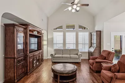921 Viburnum Drive, Fort Worth, TX 76131 - Photo 16