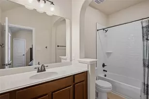 921 Viburnum Dr, Fort Worth, TX 76131 - Photo 32