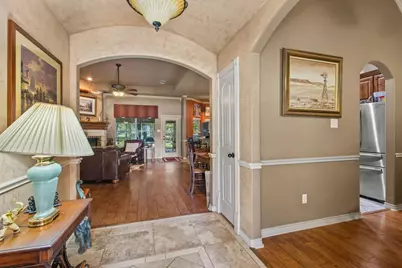 112 Knight Court, Springtown, TX 76082 - Photo 4