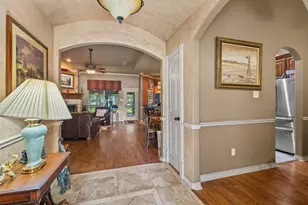 112 Knight Ct, Springtown, TX 76082 - Photo 4