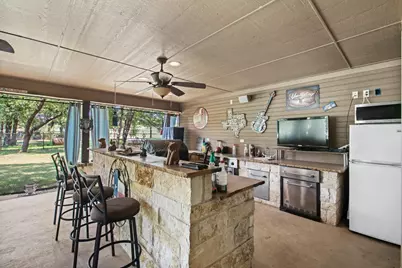 112 Knight Court, Springtown, TX 76082 - Photo 26