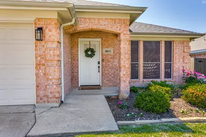 6817 Beverly Glen Drive, Fort Worth, TX 76132 - Photo 2
