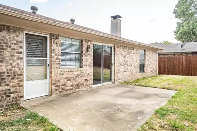 2717 W Oakdale Road, Irving, TX 75060 - Photo 26