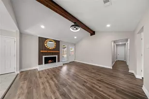 2303 Silverthorne Dr, Dallas, TX 75287 - Photo 10