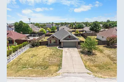 144 Price Circle, Hackberry, TX 75036 - Photo 26