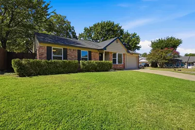 2606 Worth Forest Court, Arlington, TX 76016 - Photo 4