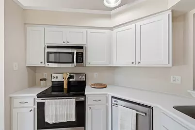 2606 Worth Forest Court, Arlington, TX 76016 - Photo 8