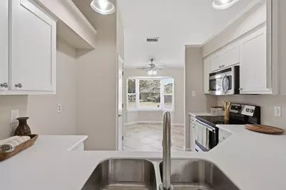 2606 Worth Forest Court, Arlington, TX 76016 - Photo 12