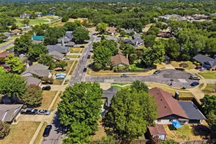 2606 Worth Forest Ct, Arlington, TX 76016 - Photo 34