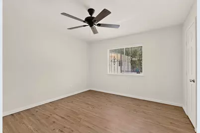 9905 Grove Oaks Boulevard, Dallas, TX 75217 - Photo 14