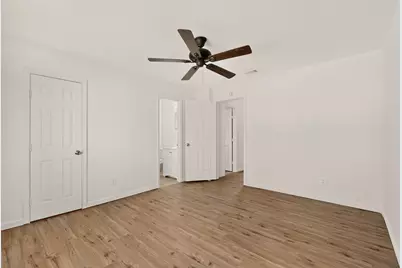 9905 Grove Oaks Boulevard, Dallas, TX 75217 - Photo 16