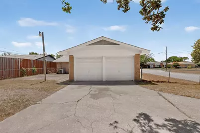 9905 Grove Oaks Boulevard, Dallas, TX 75217 - Photo 32
