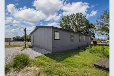 18327 Gholson Road, Waco, TX 76705 - Photo 16