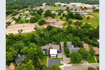 9863 Elmcrest Drive, Dallas, TX 75238 - Photo 38